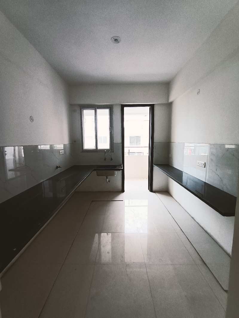 3 BHK Flats & Apartments for Sale in M G Road, Indore (2100 Sq.ft.)