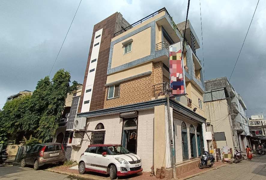 Sukhdev nagar corner semi commercial house
