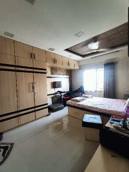 4 BHK Studio Apartments for Sale in Navlakha, Indore (2200 Sq.ft.)