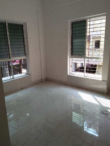 3 BHK Flats & Apartments for Sale in Behala, Kolkata (937 Sq.ft.)