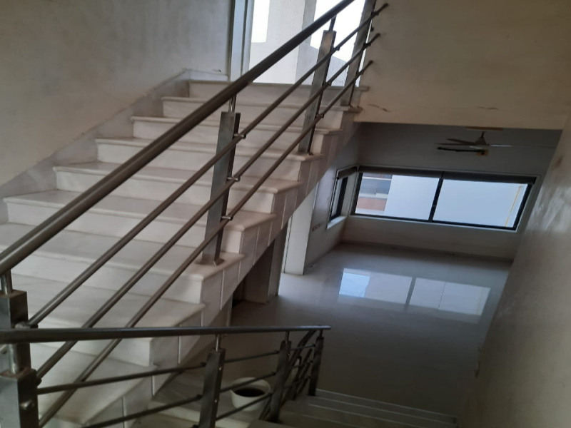 4 Bhk bungalow for sale at Jain Merchant Society