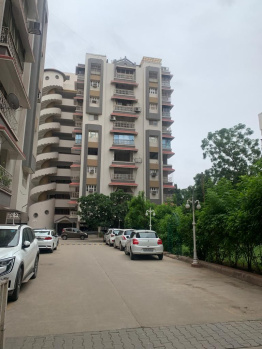 3 BHK Flats & Apartments for Sale in Bodakdev, Ahmedabad (315 Sq. Yards)