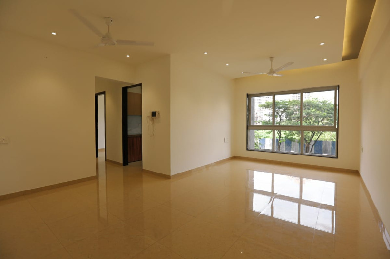 1 BHK Flats & Apartments for Sale in Kandivali East, Mumbai (600 Sq.ft.)