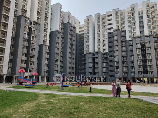 2 BHK Flats & Apartments For Sale In NH 24 Highway, Ghaziabad (840 Sq.ft.)