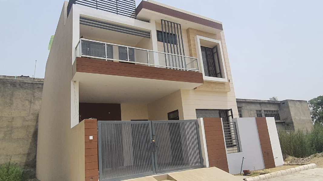 4 BHK Individual Houses / Villas for Sale in Khukhrain Colony, Jalandhar (2549 Sq.ft.)