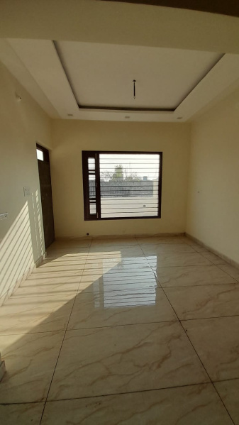 7.18 Marla Good Looking House For Sale in Just 34.50 Lac