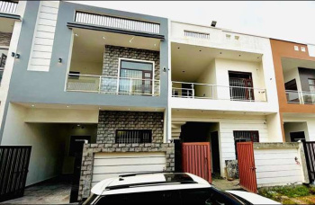 4BHK- HOUSE WITH SPACIOUS ROOMS AVAILABLE FOR SALE