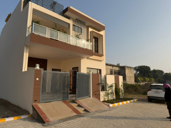 SACIOUS 4 BHK { 9 MARLA } KOTHI SALE IN JALANDHAR CITY