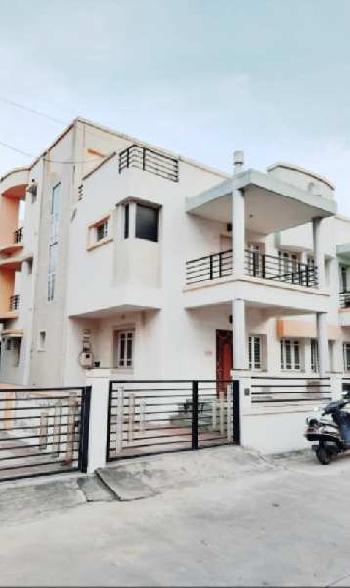 4 BHK Individual Houses / Villas for Sale in Science City, Ahmedabad (322 Sq. Yards)