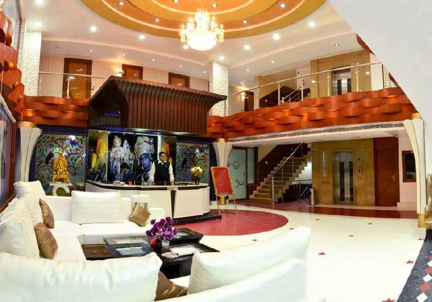 30000 Sq.ft. Hotel & Restaurant for Sale in Har Ki Pauri, Haridwar
