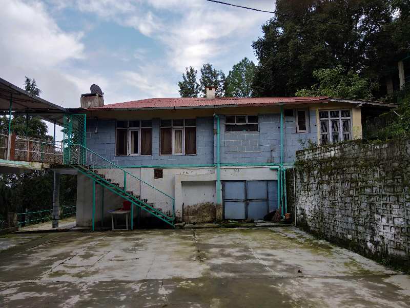 25000 Sq.ft. Banquet Hall & Guest House for Sale in Jeoly Kot, Nainital