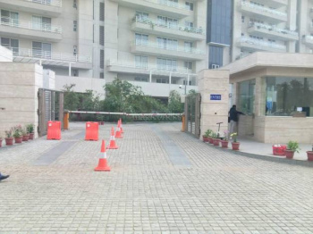 4Bhk Apartment available for rent in golf course road