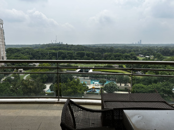 Flats & Apartments for Sale in Golf Course Road, Gurgaon (5600 Sq.ft.)