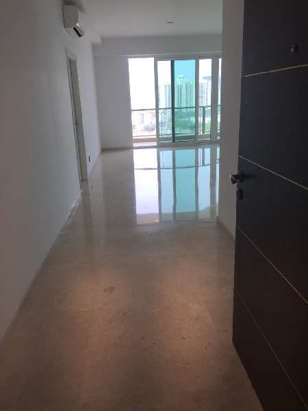This is a 4 bhk + 1 servent room apartment is avialable for rent in Dlf crest on Sector 54 ,Golf course road . This proprty available is Tower E .