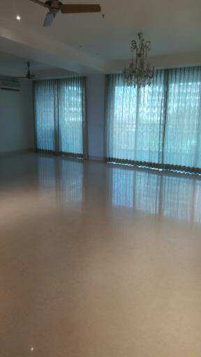 This is a 4 bhk + 1 servent room apartment is avialable for rent in Dlf crest on Sector 54 ,Golf course road . This proprty available is Tower E.