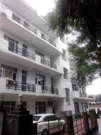 3 BHK Flats & Apartments for Sale in Dharamsala