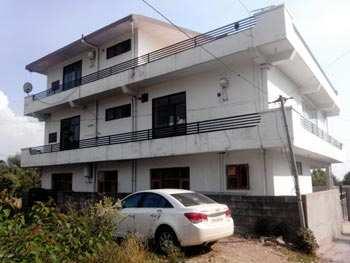 8 BHK Individual House for Sale in Dharamsala (6500 Sq.ft.)