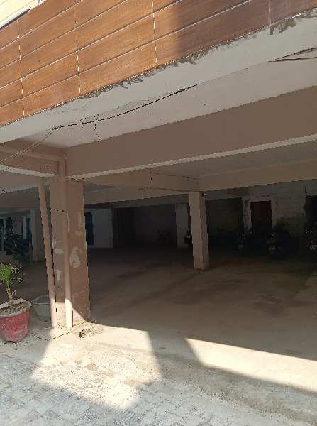 3 BHK Flats & Apartments for Sale in Dhakoli, Zirakpur (115 Sq. Yards)