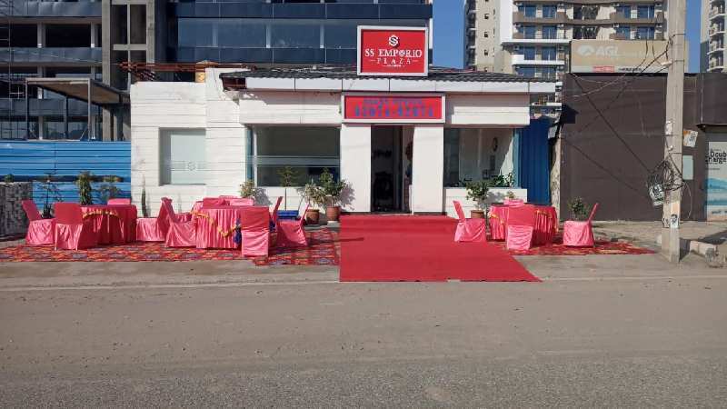 142 Sq. Yards Commercial Shops for Sale in Airport Road, Zirakpur