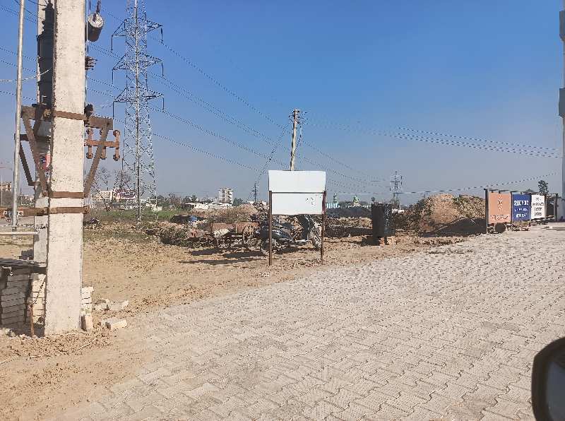 811 Sq. Yards Commercial Lands /Inst. Land for Sale in Pabhat Road, Zirakpur