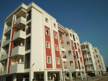 Flat at Poonamalle ( PROP10164 )