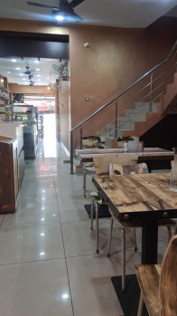 commercila well maintained showroom for sale