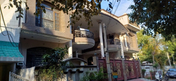 Individual Houses for Sale in Model Town, Jalandhar (5984 Sq.ft.)