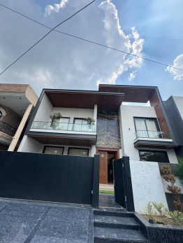 luxury 4bhk Kothi for sale model town