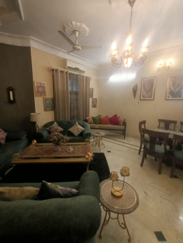 4 BHK Independent House for Sale in Green Model Town, Jalandhar (11 Marla)