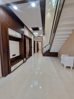 4 BHK Independent House for Sale in GTB Nagar, Jalandhar (10 Marla)