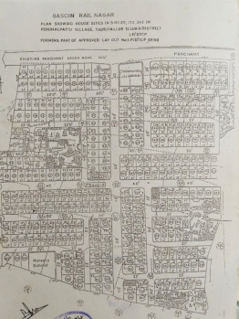 1560 sqft land with 500 sqft building for sale