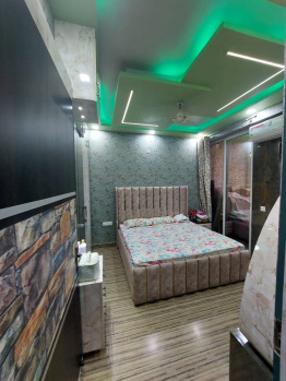 4.5 BHK Flats & Apartments For Sale In Sector 16B, Greater Noida (2450 Sq.ft.)