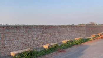 10 acre land available for sale