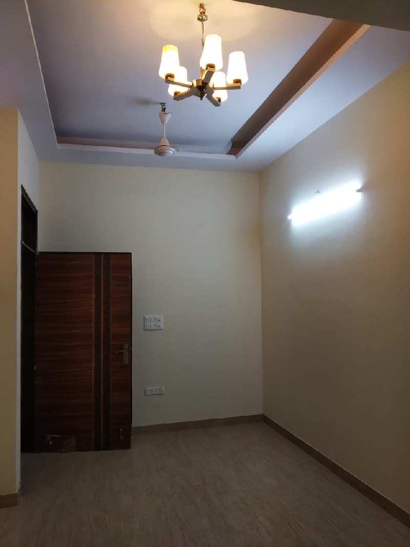 1 BHK Flats & Apartments for Rent in Govind Puri, Delhi (500 Sq.ft.)