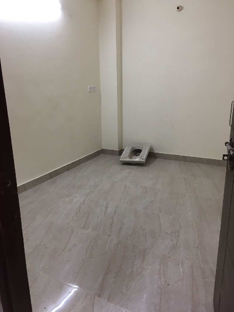 2 BHK Builder Floor for Sale in Jawahar Park, Khanpur, Delhi (720 Sq.ft.)