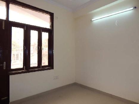 1 BHK Builder floor flat available for sale in bank colony