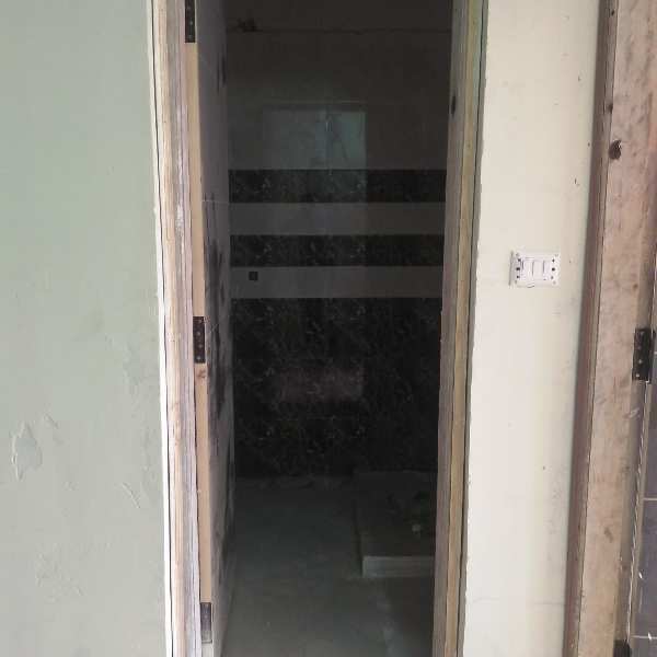 1bhk flat for sale  in devil  bank colony  80%Bank Lon