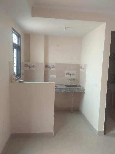 2 BHK Builder floor flat available for sale in raju park, khanpur