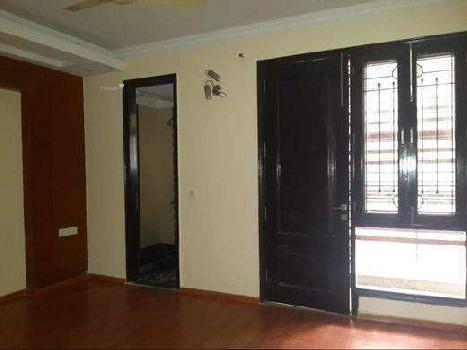 1 BHK Builder floor flat available for sale in devli road, khanpur