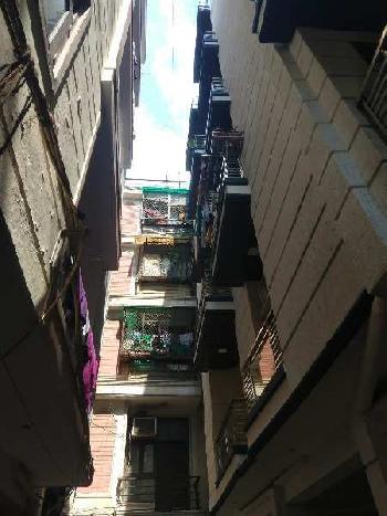 2 BHK Builder floor flat available for sale in Neb sarai