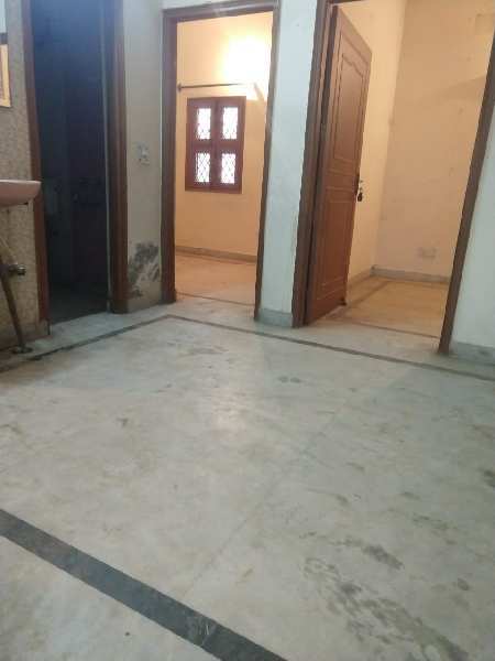 3 BHK ready to move flat available for sale in Duggal colony, khanpur