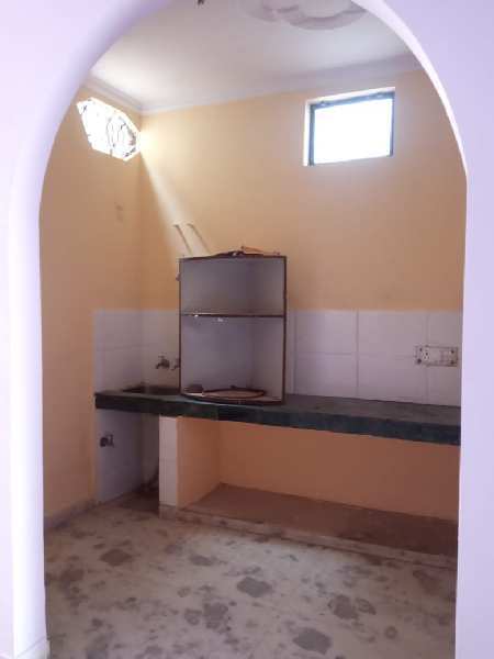 1 BHK Builder floor flat available for sale in good location