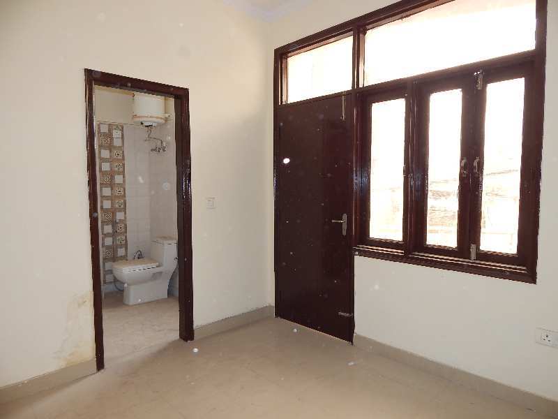 3 BHK Builder floor flat available for sale in devli, nai basti khanpur