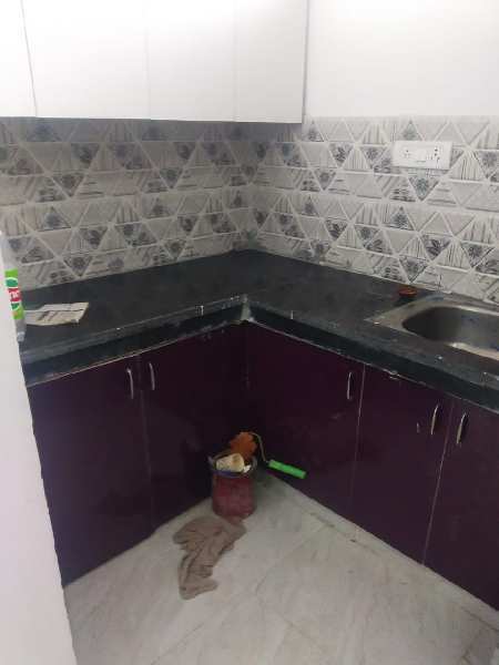 2 Bhk flat for sale in raju park, khanpur