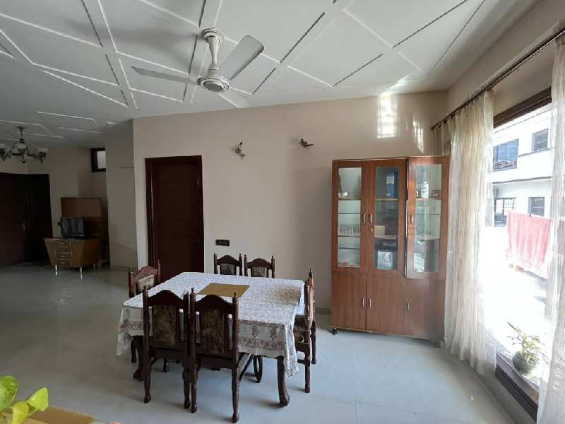3 BHK Individual Houses / Villas for Rent in Sector 70, Mohali (200 Sq. Yards)