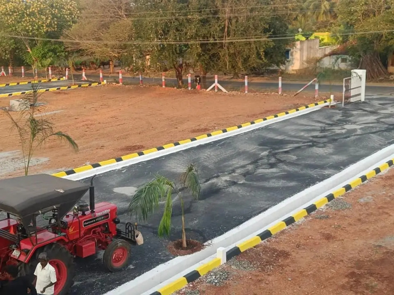 On road commercial plot in sirumalai, Dindigul