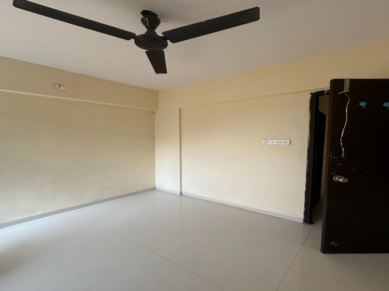 1 BHK Flats & Apartments for Sale in Ulwe, Navi Mumbai (650 Sq.ft.)