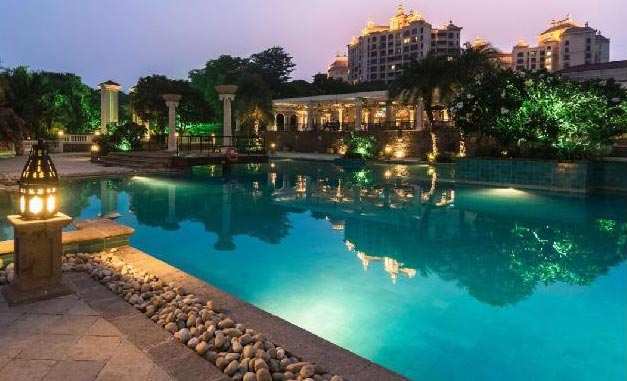 2 BHK Flats & Apartments for Sale in Madh, Mumbai (30 Acre)