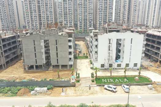 3 BHK Flats & Apartments for Sale in Sector 16B, Greater Noida (1579 Sq.ft.)