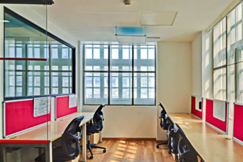 Managed office space (25-290 Seats)